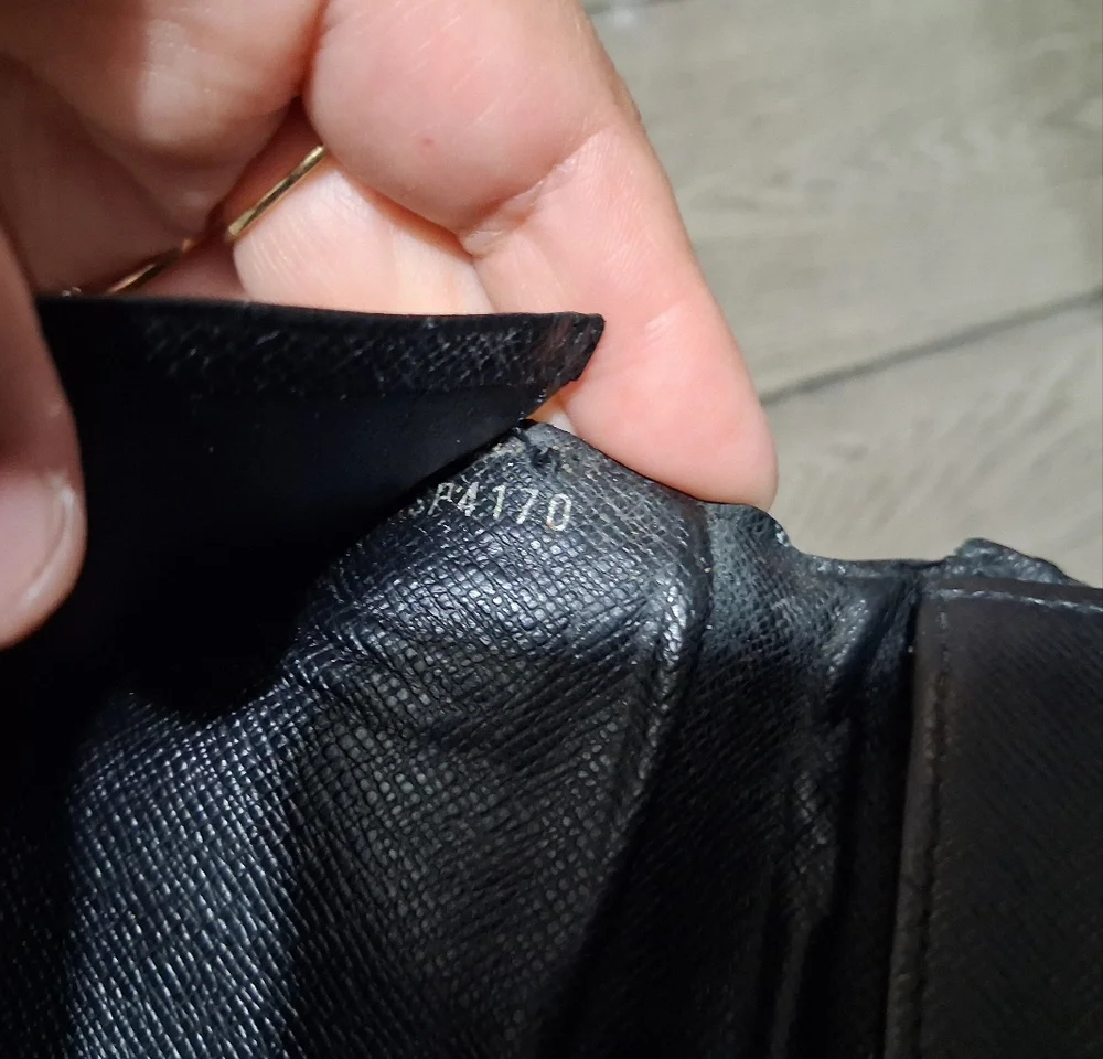Louis Vuitton Damier Graphite Long Wallet in Black/Gray